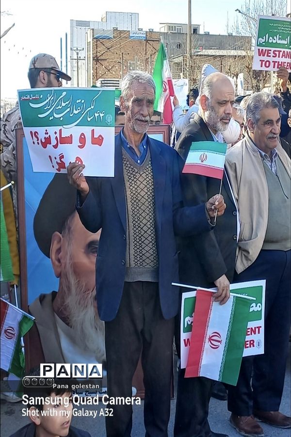 راهپیمایی22 بهمن در شهرستان گنبد
