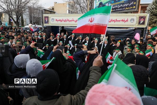 راهپیمایی 22 بهمن  در ارومیه-1