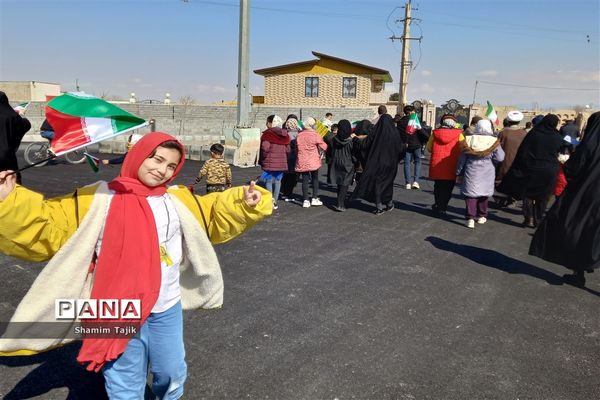 راهپیمایی ۲۲بهمن در روستای رستم آباد بخش جواد آباد