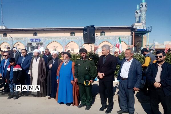 راهپیمایی چهل و چهارمین سالگرد پیروزی انقلاب در خیابان های امیدیه