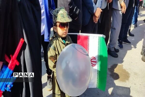 راهپیمایی چهل و چهارمین سالگرد پیروزی انقلاب در خیابان های امیدیه
