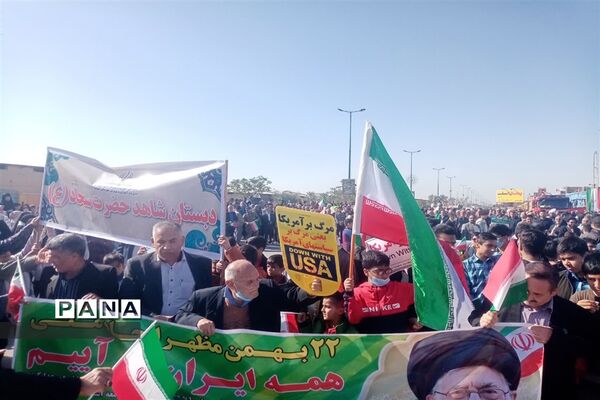 راهپیمایی چهل و چهارمین سالگرد پیروزی انقلاب در خیابان های امیدیه
