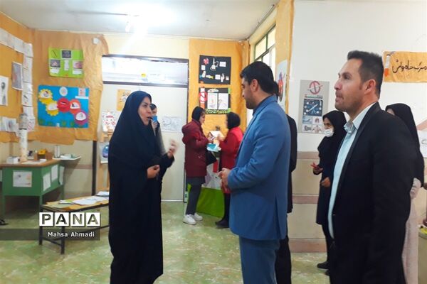 برگزاری نمایشگاه هنری پژوهشی «نوید مولا» در پژوهشسرای نه دی شهرستان رباط‌کریم