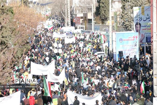 راهپیمایی 22 بهمن در خرم آباد