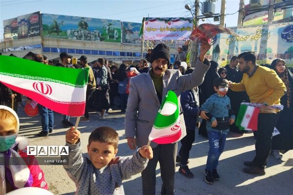 راهپیمایی 22 بهمن در کازرون