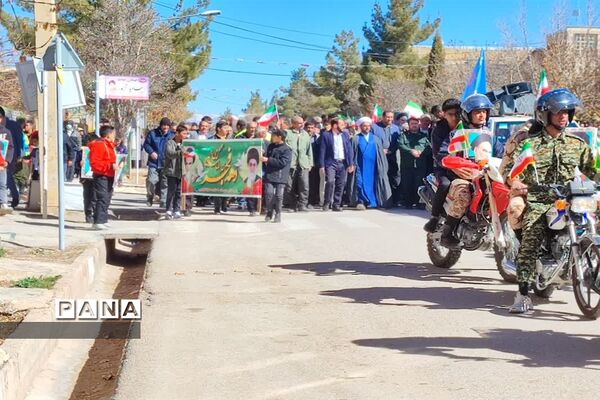 حضور پرشور مردم شهرستان سرچهان در چهل و چهارمین سالروز پیروزی انقلاب اسلامی