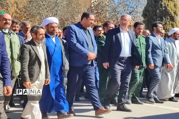 حضور پرشور مردم شهرستان سرچهان در چهل و چهارمین سالروز پیروزی انقلاب اسلامی