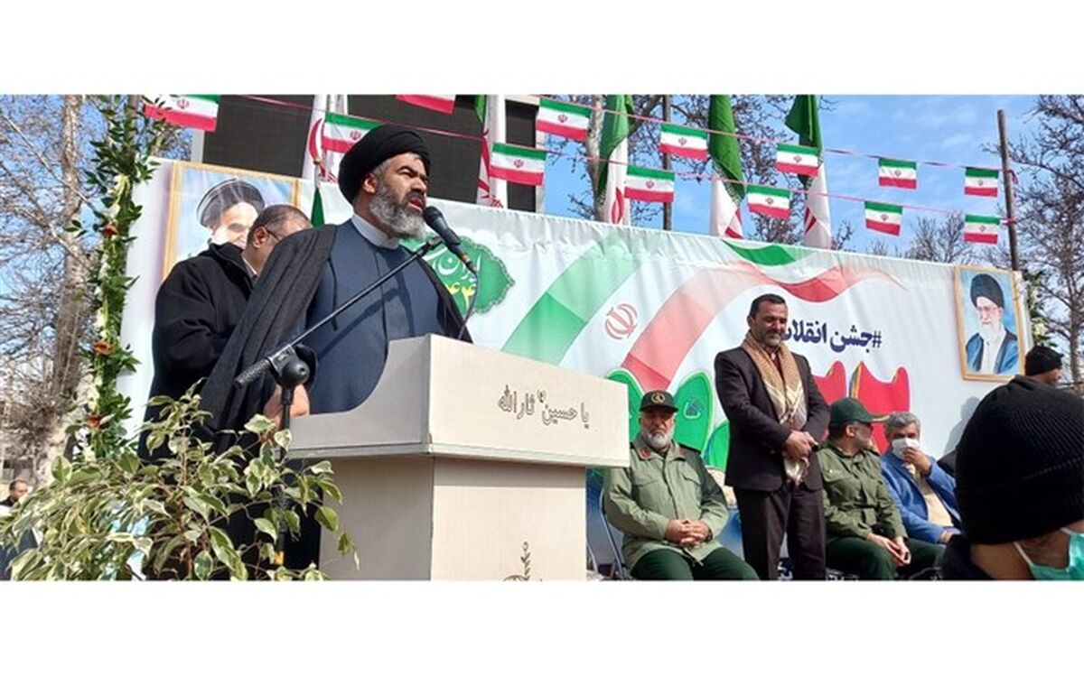 دهه هشتادی‌ها و نودی‌ها با حضور حداکثری ثابت کردند پشتیبان نظام هستند
