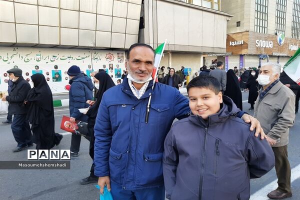 دانش‌آموزان و فرهنگیان انقلابی همیشه در صحنه آموزش و پرورش منطقه ۱۲