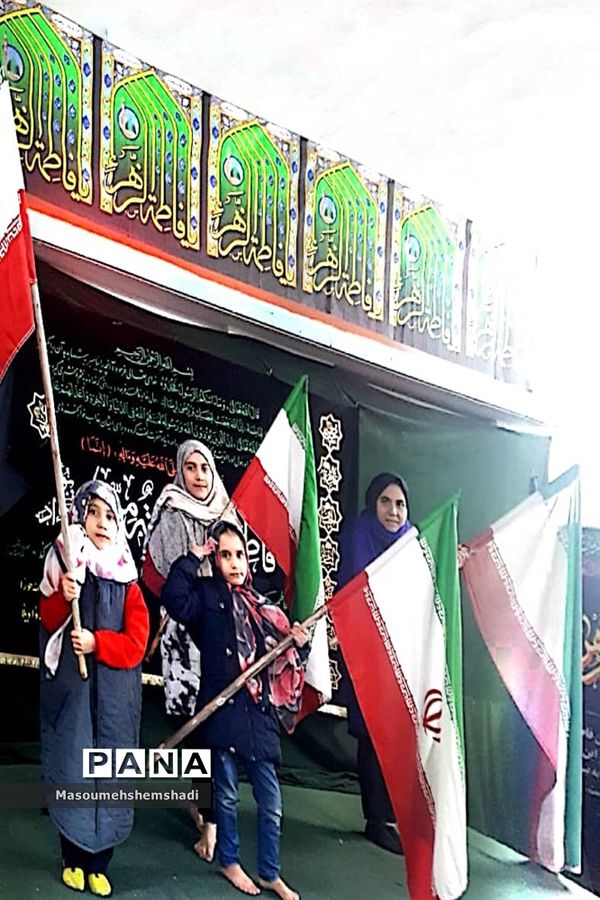 دانش‌آموزان و فرهنگیان انقلابی همیشه در صحنه آموزش و پرورش منطقه ۱۲