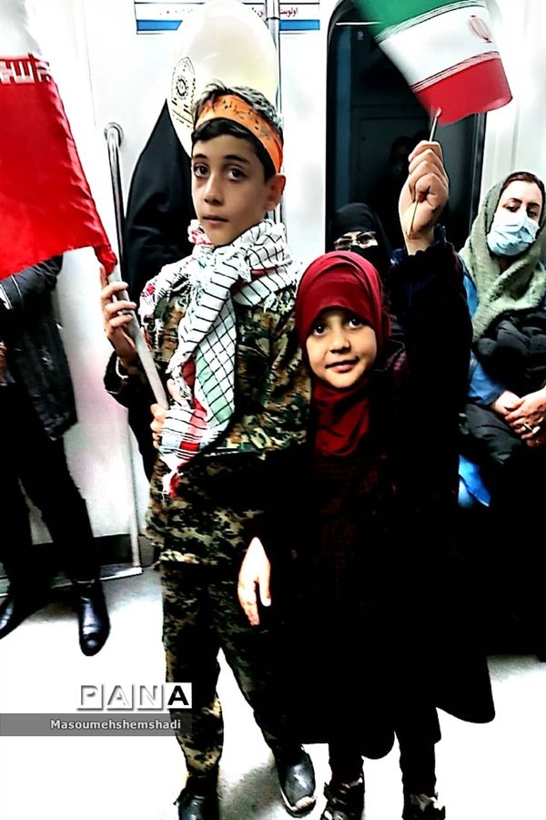 دانش‌آموزان و فرهنگیان انقلابی همیشه در صحنه آموزش و پرورش منطقه ۱۲