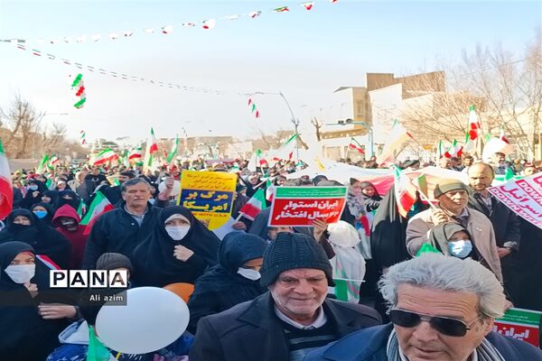 راهپیمایی ۲۲ بهمن در دارالعباده