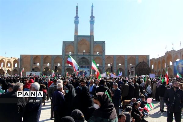 راهپیمایی ۲۲ بهمن در دارالعباده