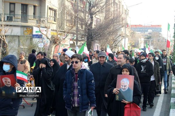 حضور مردم ولایتمدار تهران در مراسم راهپیمایی چهل و چهارمین سالگرد پیروزی انقلاب اسلامی
