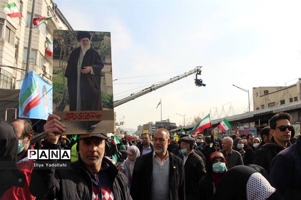 حضور مردم ولایتمدار تهران در مراسم راهپیمایی چهل و چهارمین سالگرد پیروزی انقلاب اسلامی