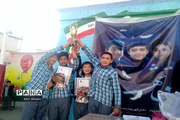 فینال مسابقات فوتسال جام انقلاب در آموزشگاه شیخ جنید شهرستان پیشوا