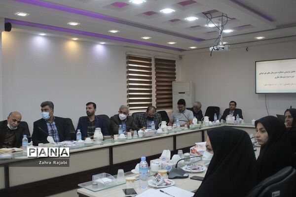 نشست استانی مدیران دبیرستان‌های غیر دولتی دوره دوم متوسطه نظری استان بوشهر