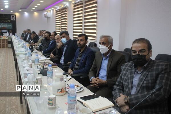 نشست استانی مدیران دبیرستان‌های غیر دولتی دوره دوم متوسطه نظری استان بوشهر