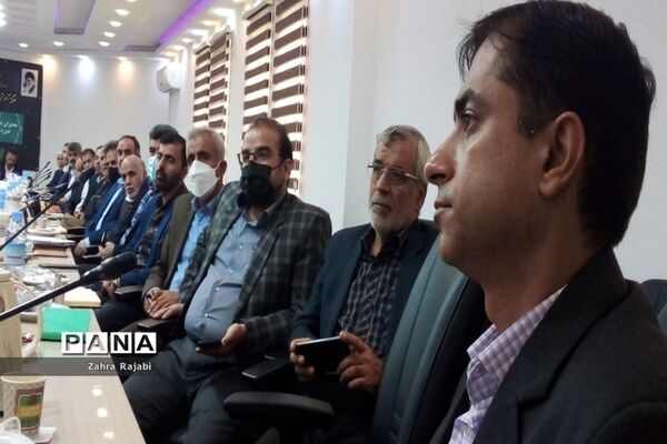 نشست استانی مدیران دبیرستان‌های غیر دولتی دوره دوم متوسطه نظری استان بوشهر