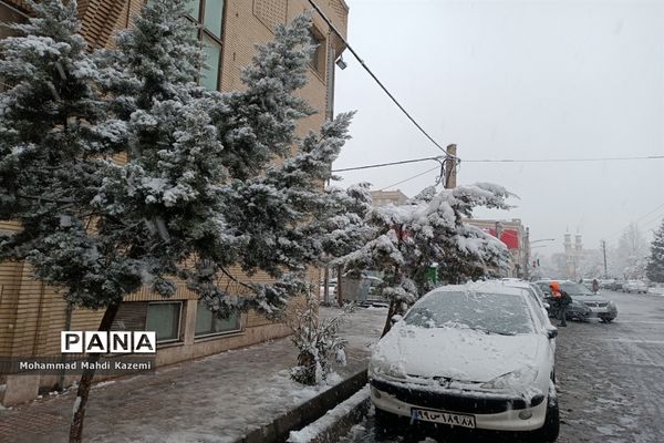 بارش شدید برف در تهران