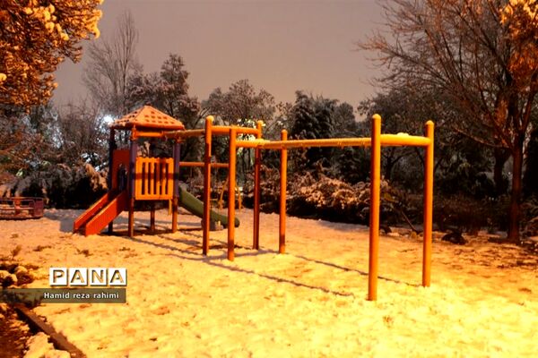 تهران لباس سفید بر تن کرد