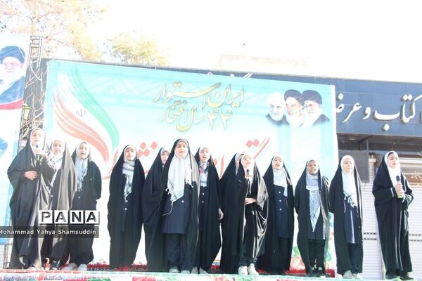 راهپیمایی چهل و چهارمین بهار انقلاب در سمنان -2