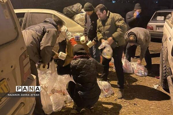 کمک‌های مردمی شهرستان دماوند و رودهن به زلزله‌زدگان شهرستان خوی