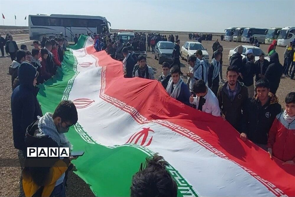 اجرای برنامه‌های فرهنگی برای دانش‌آموزان در اردوی راهیان نور