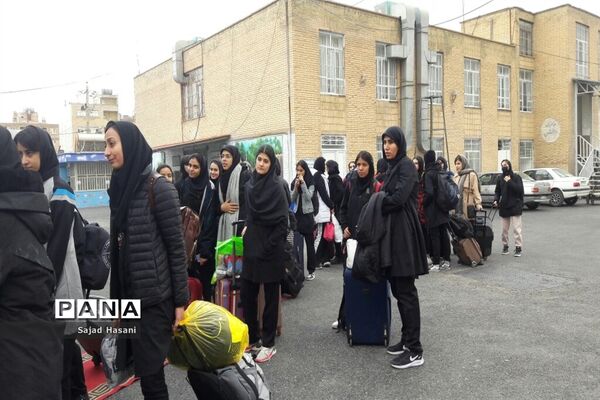 شیراز میزبان دانش‌آموزان دختر والیبالیست و بسکتبالیست سراسر کشور