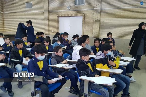 برگزاری مراسم پاسداشت زبان و ادبیات فارسی در دبستان پسرانه سما یک رودهن