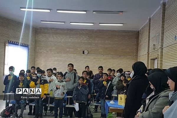 برگزاری مراسم پاسداشت زبان و ادبیات فارسی در دبستان پسرانه سما یک رودهن