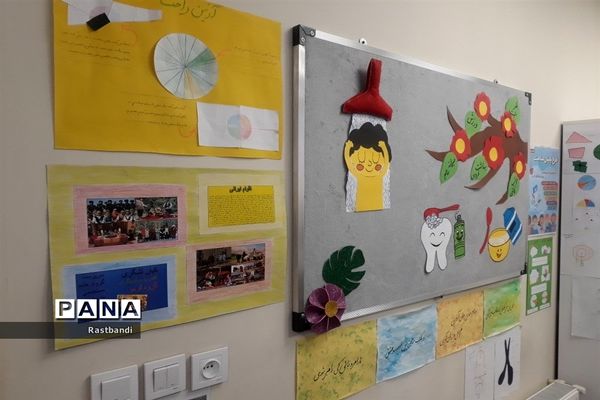 برپایی نمایشگاه دست سازه‌های دانش‌آموزی در دبستان علوی منطقه ۱۳