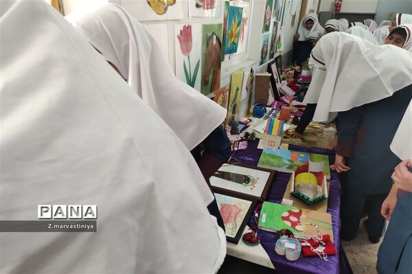 مدرسه طراز انقلاب...