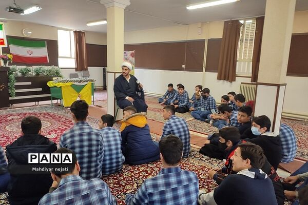 برگزاری جلسات مرجع‌شناسی و اهمیت آن  در مدرسه شهید بهشتی رودهن