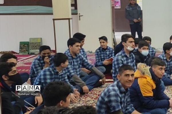 برگزاری جلسات مرجع‌شناسی و اهمیت آن  در مدرسه شهید بهشتی رودهن