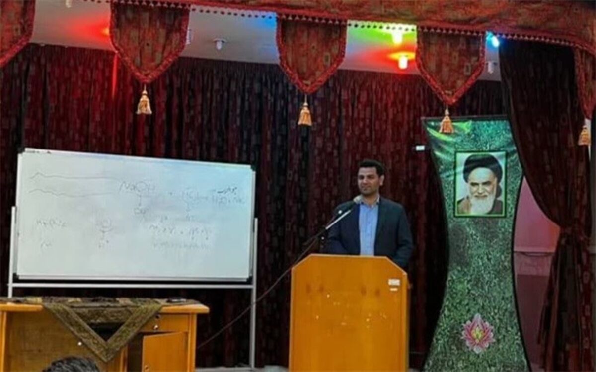 همیار معلم‌ تاکید بر مشارکت دانش‌آموزان در فرایند تعلیم و تربیت دارد