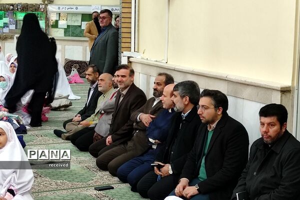 جشن تکلیف ۱۳۰۰ نفری دانش‌آموزان دختر منطقه ۱۱ شهرتهران