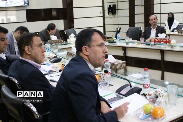نشست شورای معاونان آموزش و پرورش استان بوشهر