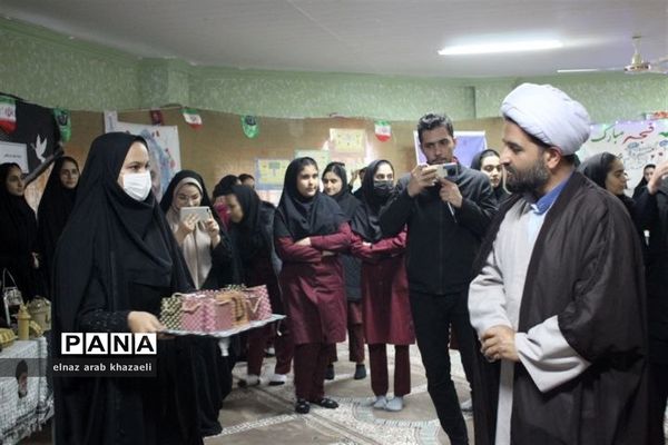 نمایشگاه مدرسه انقلاب در میاندورود