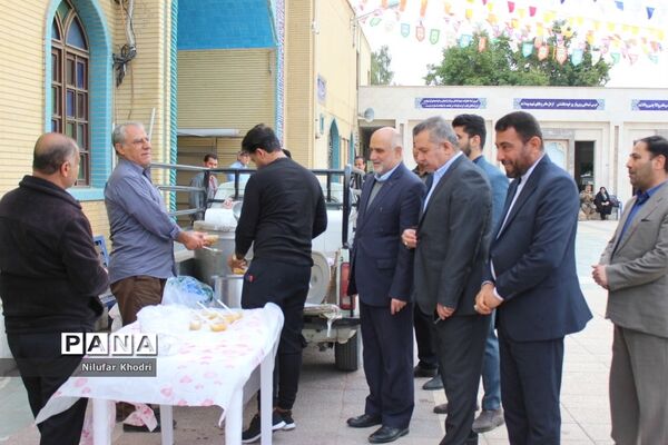 اعزام دانش‌آموزان دختر شهرستان بوشهر به مناطق عملیاتی جنوب