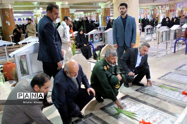 اعزام دانش‌آموزان دختر شهرستان بوشهر به مناطق عملیاتی جنوب