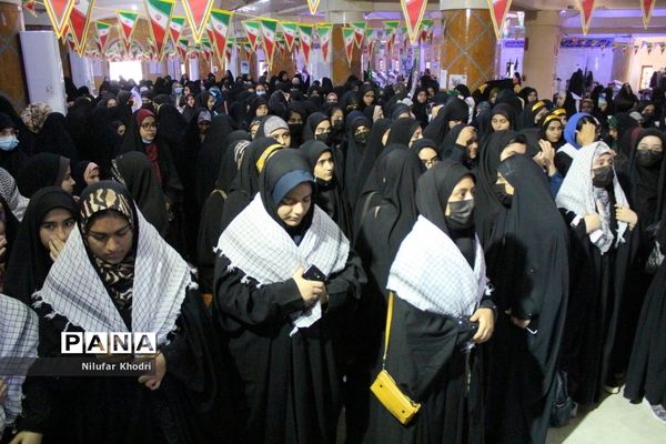 اعزام دانش‌آموزان دختر شهرستان بوشهر به مناطق عملیاتی جنوب