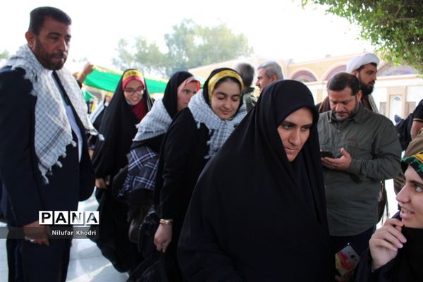 اعزام دانش‌آموزان دختر شهرستان بوشهر به مناطق عملیاتی جنوب