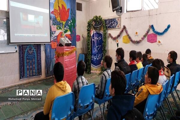 دومین روز دوره آموزشی دانش‌آموز خبرنگاران پانا در مدارس ناحیه چهار