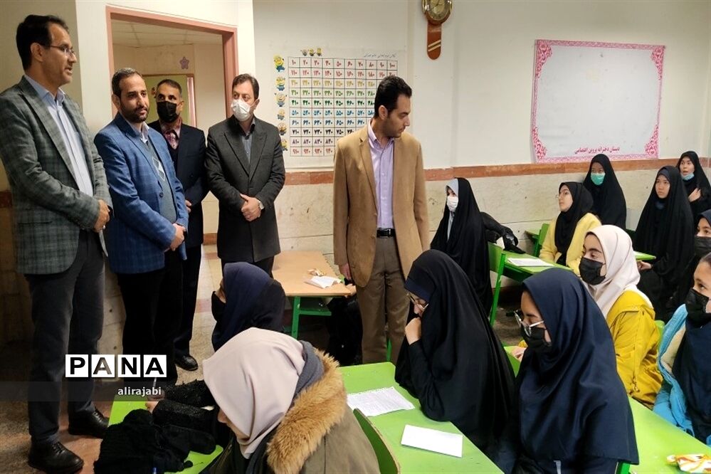 برگزاری مسابقات قرآن وعترت دانش‌آموزان دخترمنطقه کهریزک