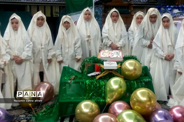 جشن عبادت در دبستان هاجر و حضرت  زینب(س) رودهن