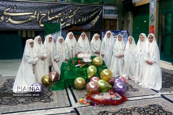 جشن عبادت در دبستان هاجر و حضرت  زینب(س) رودهن