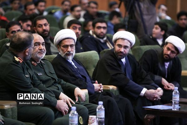 اختتامیه بیست و نهمین دوره مسابقات قرآن و عترت بسیج