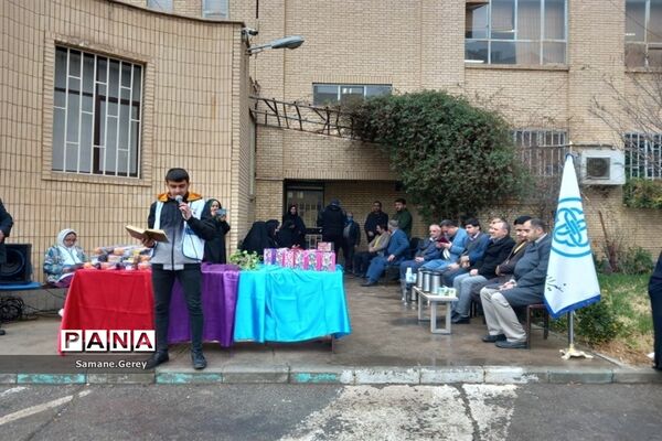 اهدای ۱۰ کاروان حاوی اقلام ورزشی و بهداشتی به مدارس پاکدشت