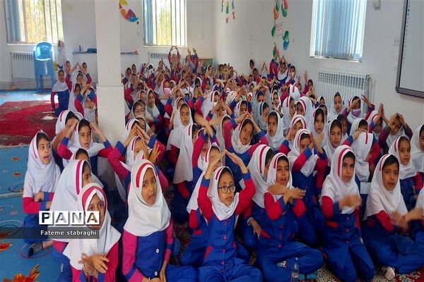 جشنواره سفیران سلامت دانش‌آموزان شهرستان خاتم